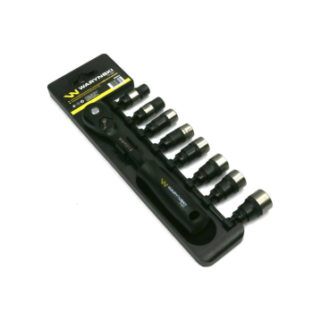 Zestaw L nasadek 3/8  10 11 12 13 14 15 16 17 mm z grzechotką Waryński-102189